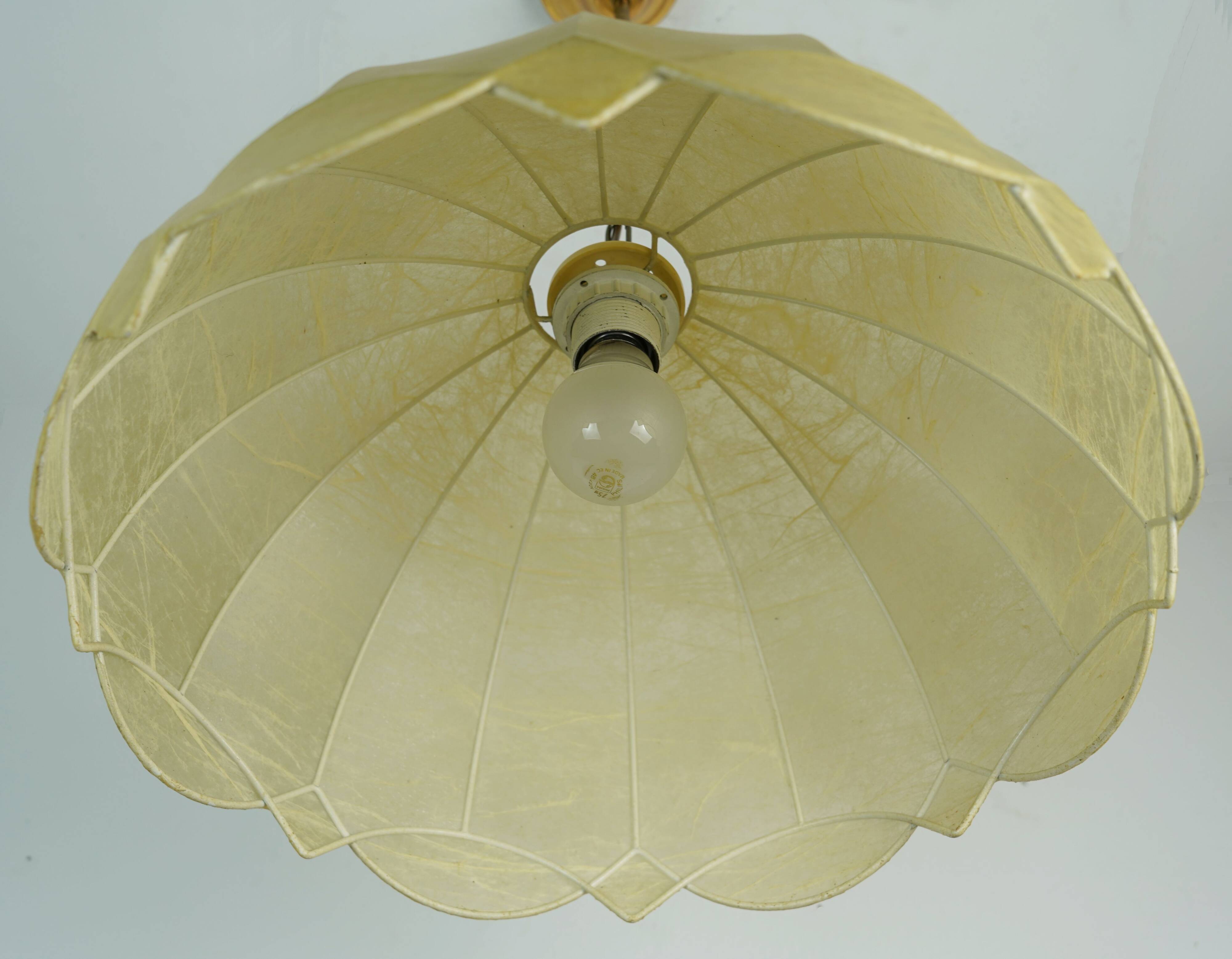 very beautiful mid century modern cocoon PENDANT LIGHT 1970s