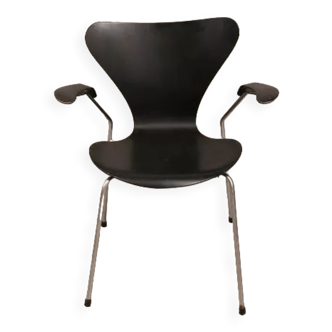 Black lacquered wooden chair by Arne Jacobsen for Fritz Hansen year 50 model SJUAN