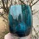 Plat en verre couleur bleu vert de forme ogive