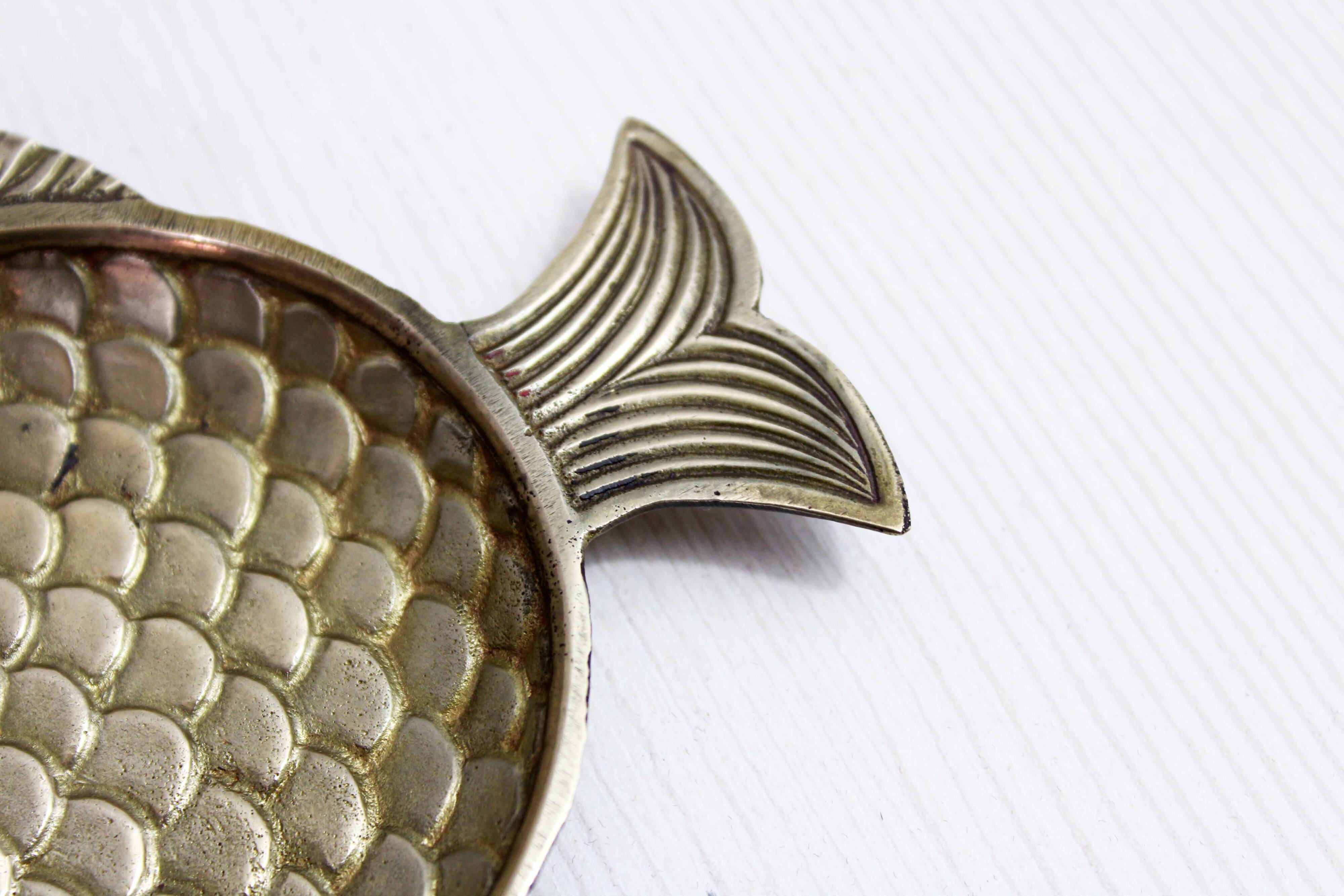 Vintage brass fish-shaped pocket tray