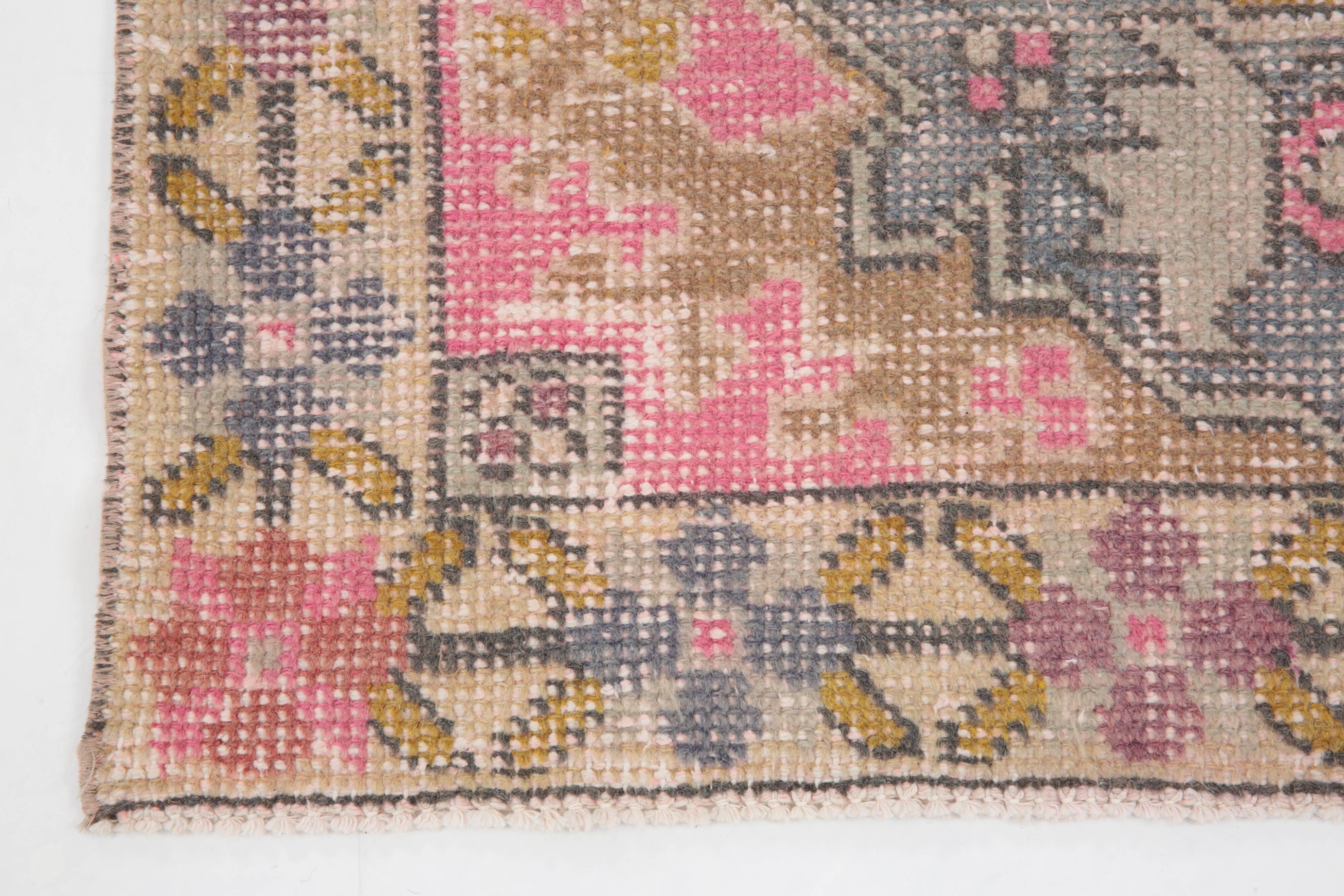 4x8 Rug For Guest Room Red & Pink Vintage Rug, 124x230Cm SK 3780