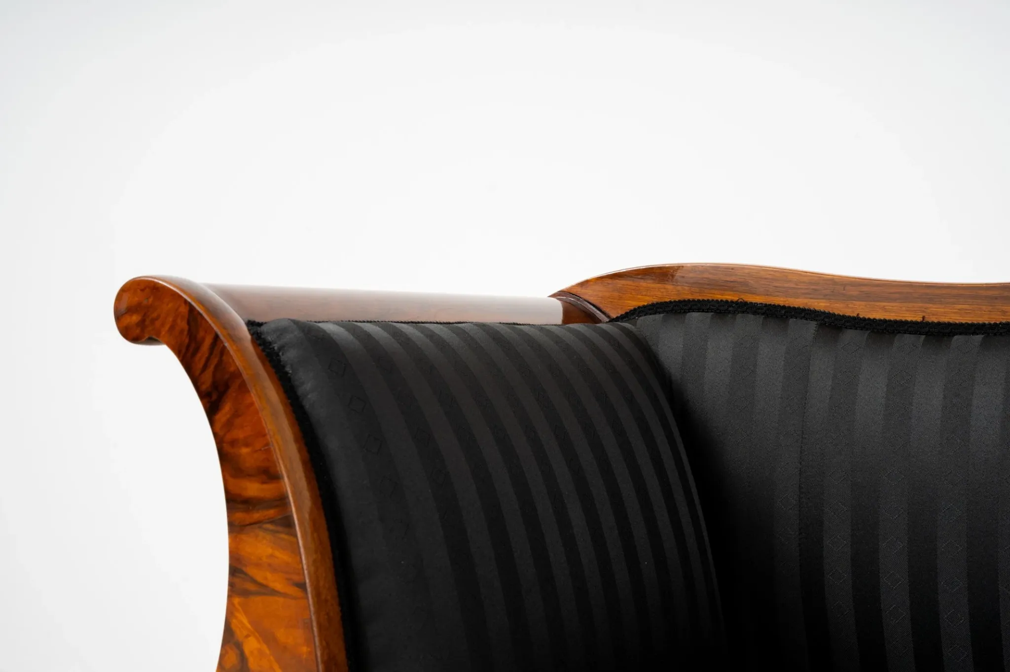 Exceptional 19th Century Biedermeier Walnut Sofa, circa 1850