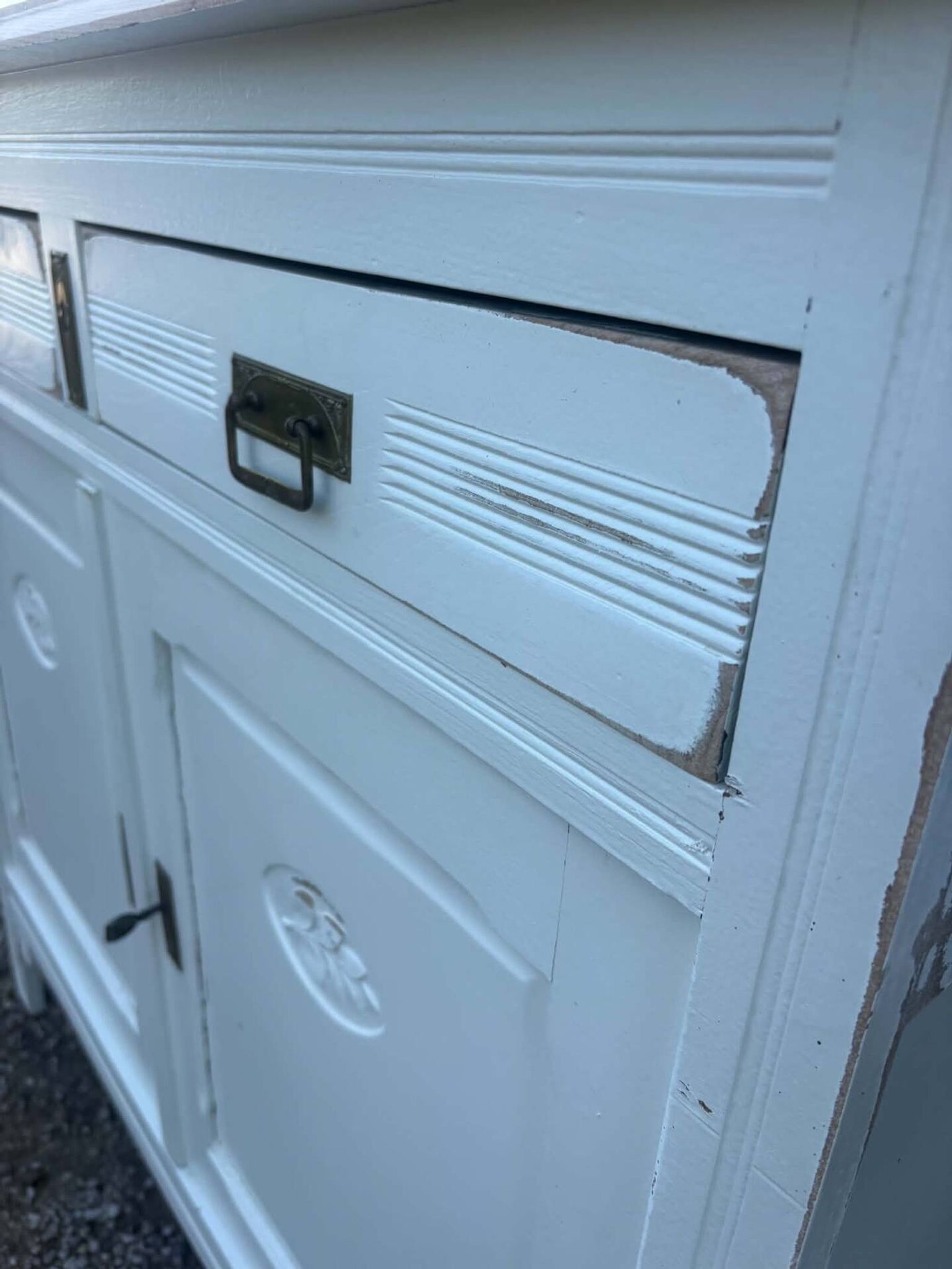 Buffet ancien relooké – esprit campagne chic / vintage
