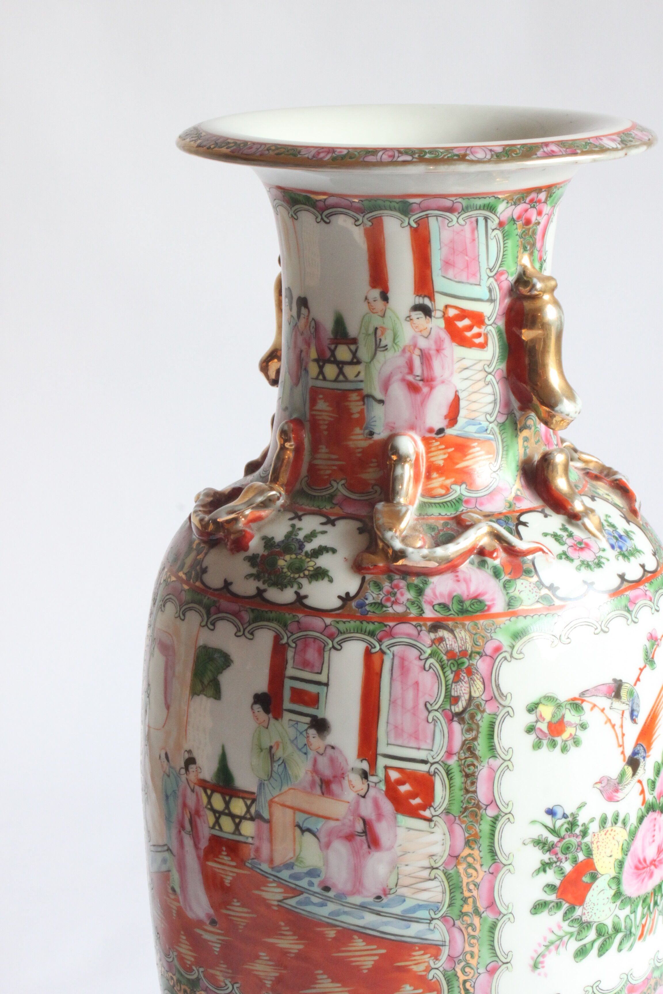 Vase médaillon de rose de Canton chinois, 19ème siècle