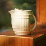 Barrel shaped decanter