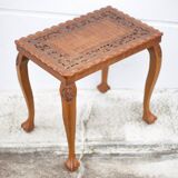 Table guéridon bois sculpté fait à la main, table basse moulurée vintage, table pieds griffe