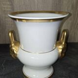 Cache-pot or decorative vase in white porcelain, Empire style.