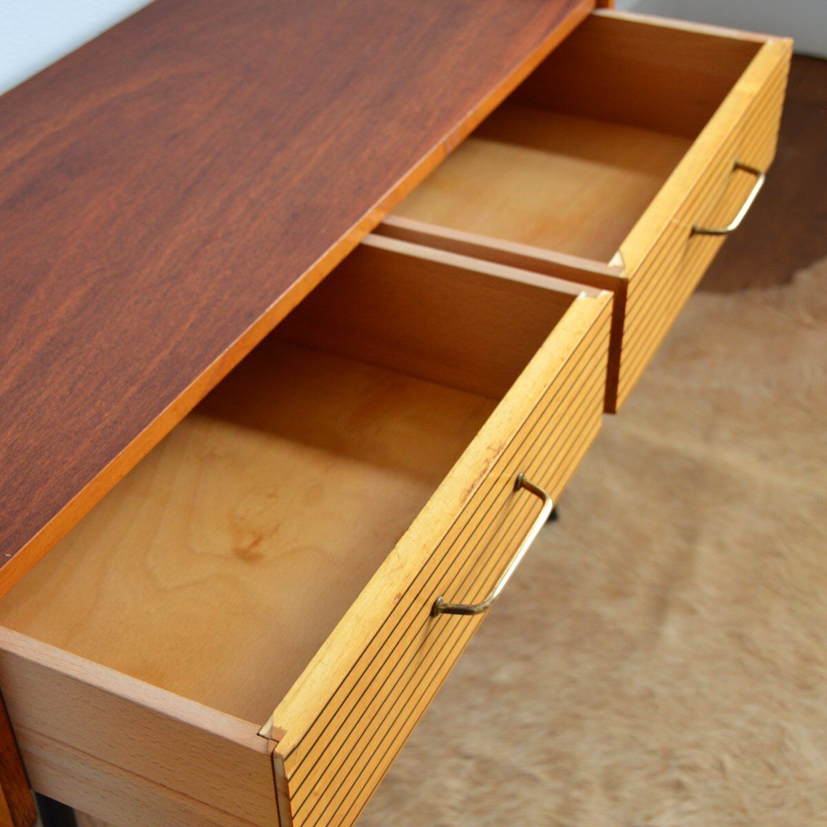 Console feet compass vintage 1950s