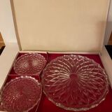 Set of one table mat and two crystal bottle bottoms