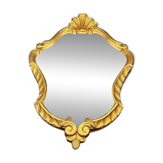 Baroque style mirror – carved gilded wood – scrolls and shell
