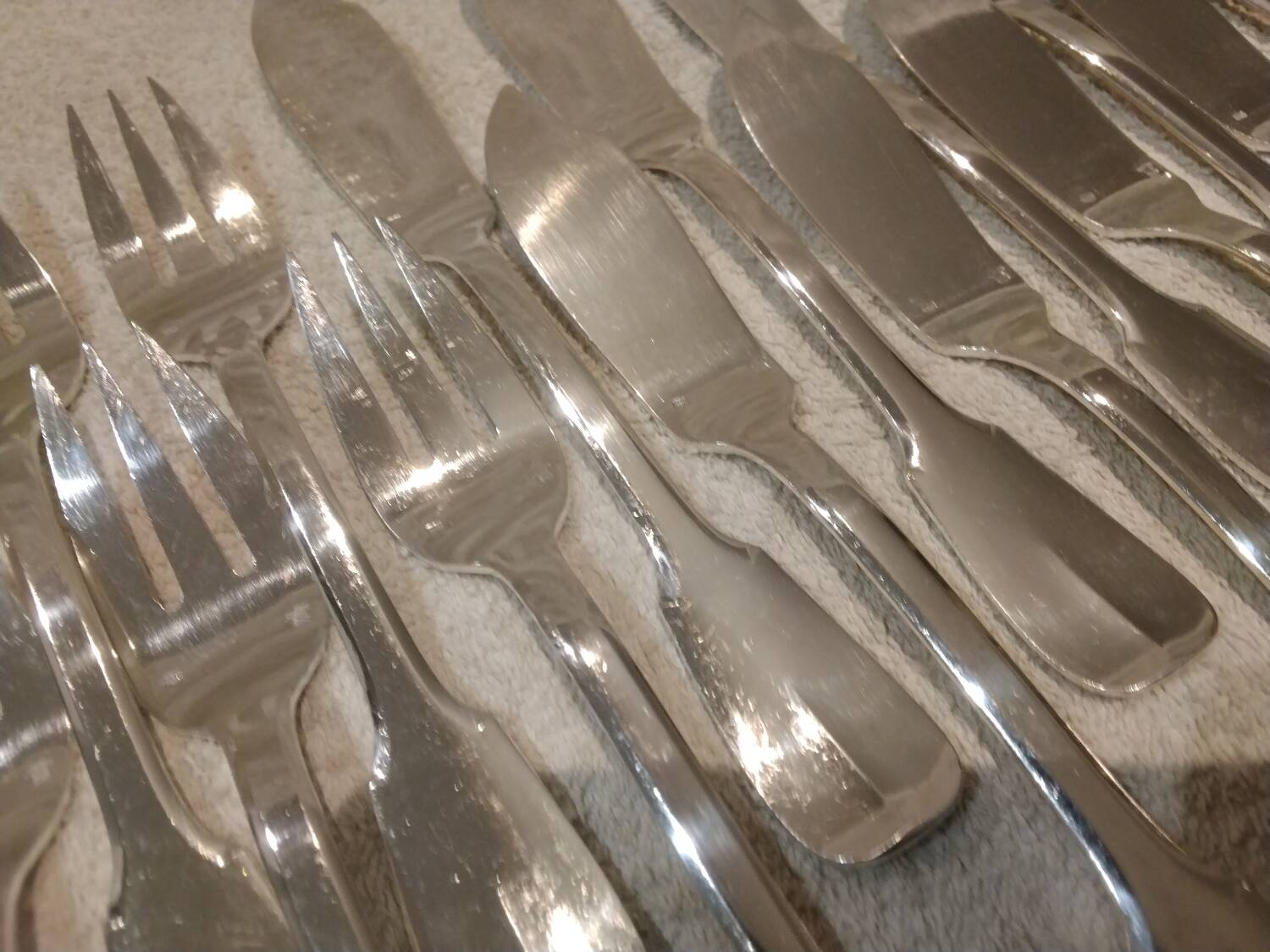 12 fish cutlery sets 24p silver plated metal goldsmith Francia uni-flat