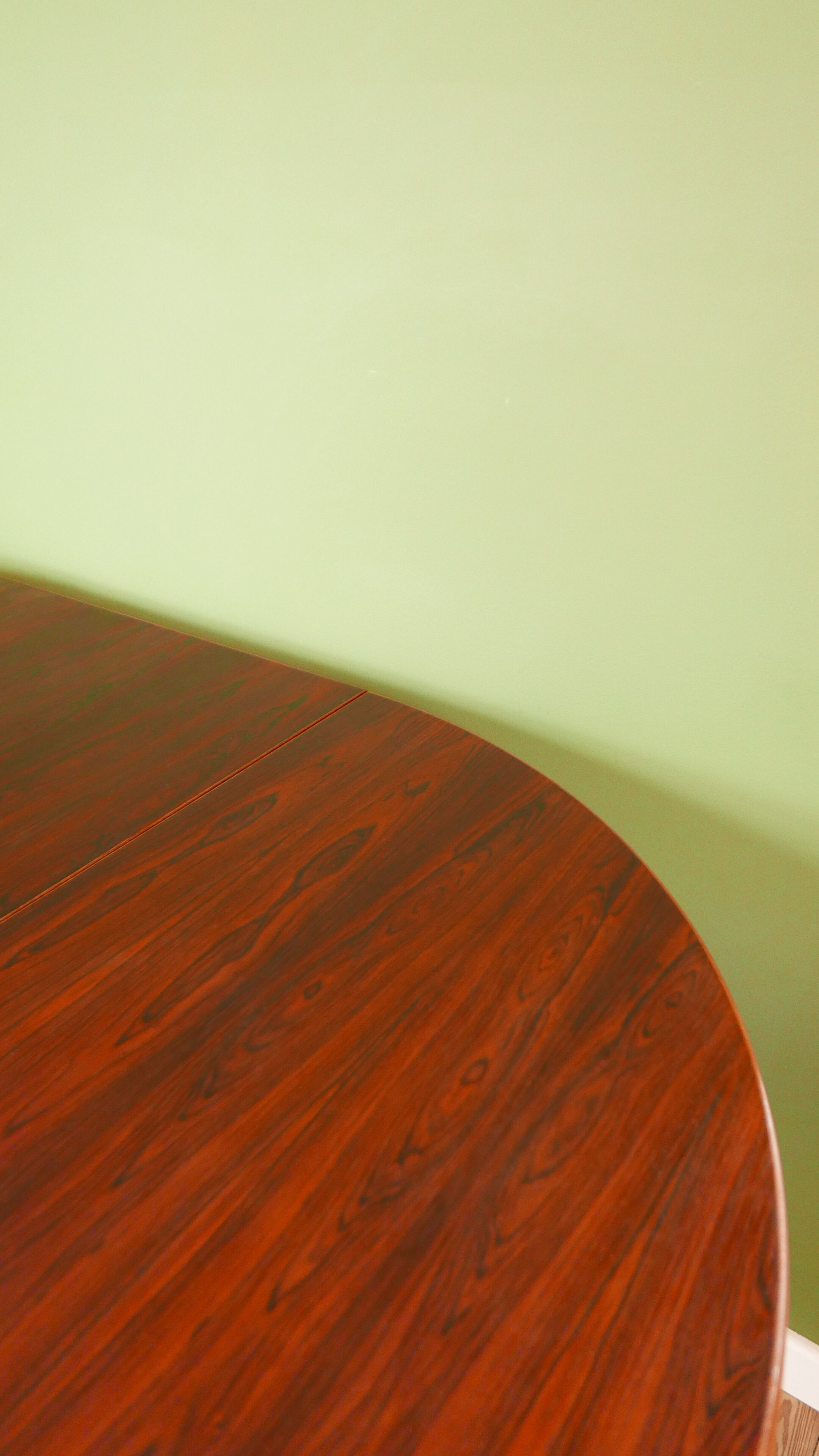 Extendable Baumann table