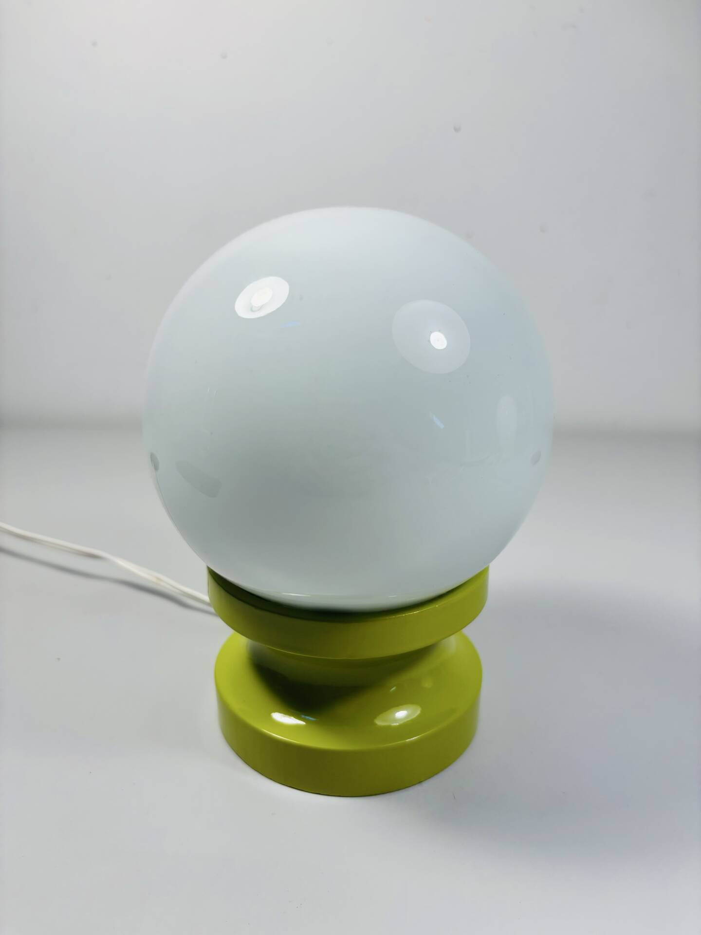 Lot of 2 Oval Table Lamps Wood Space Age Vintage 70s Italy