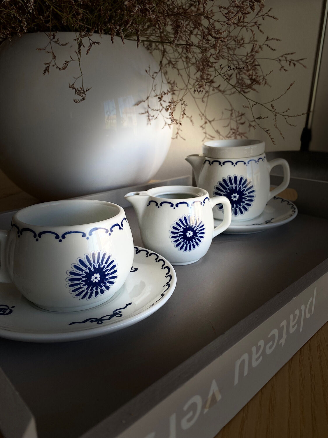 Individual tea service