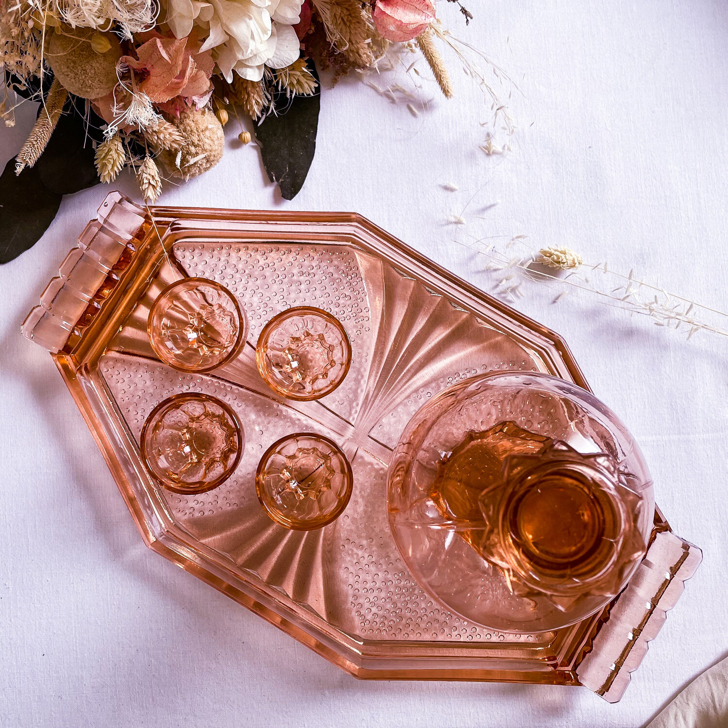 Art Deco Liquor Service