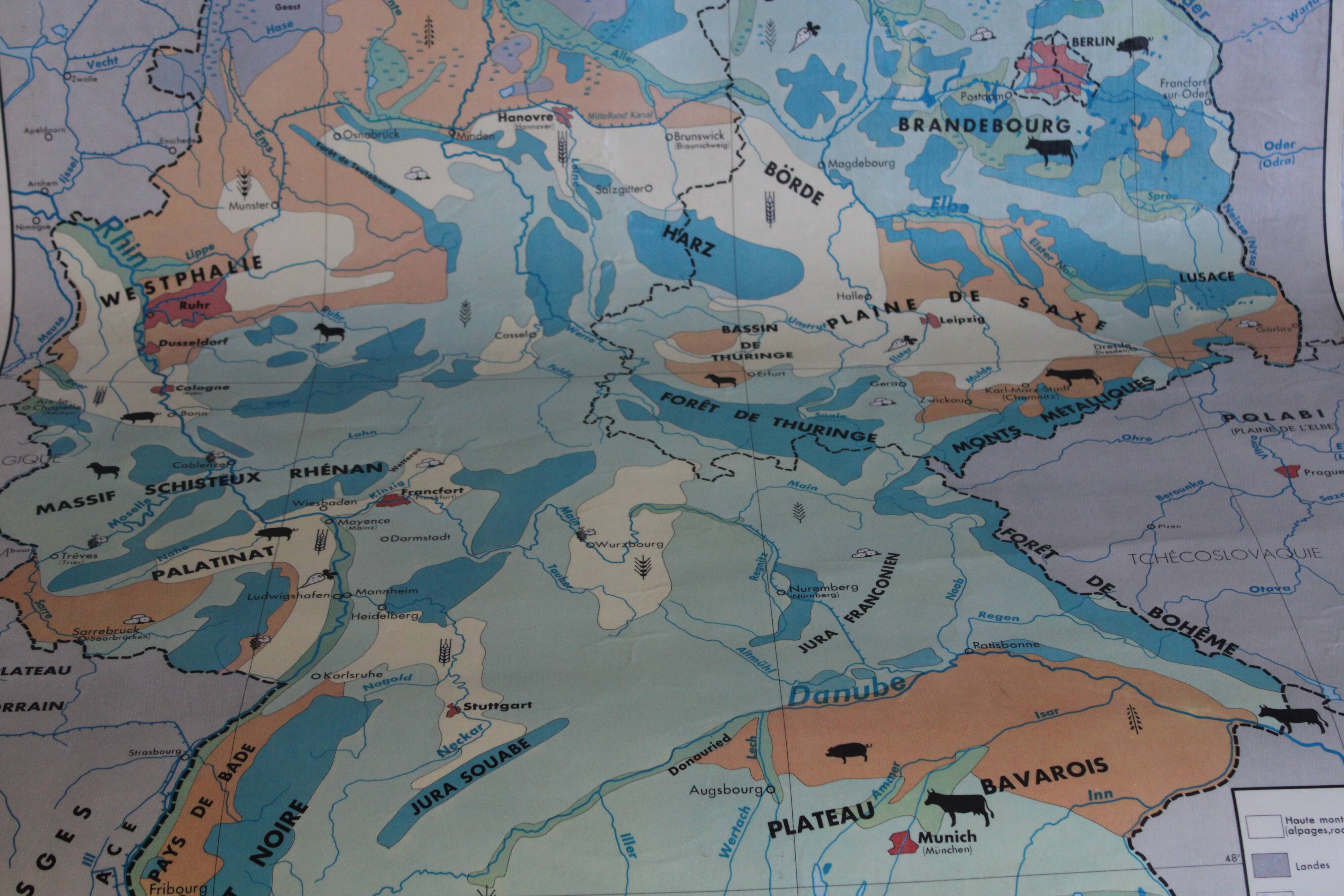 Old frg/gdr school map