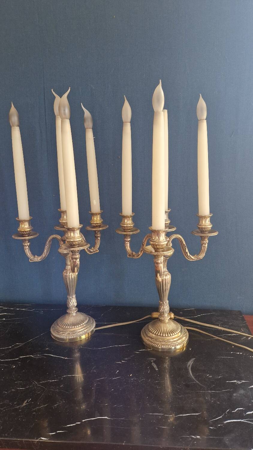 Paire de chandelier en métal argenté