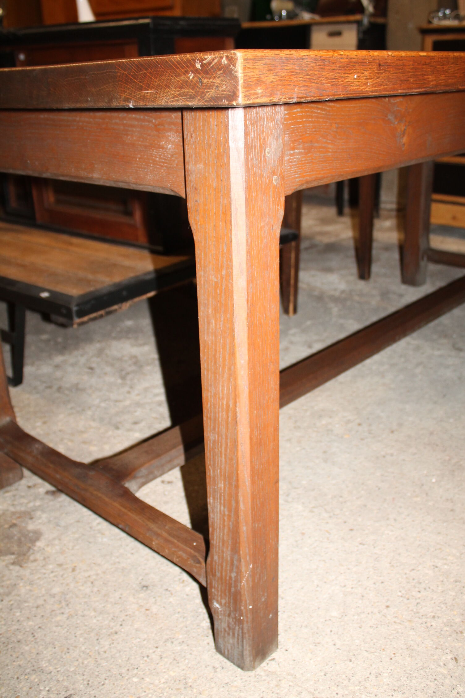 Oak farm table
