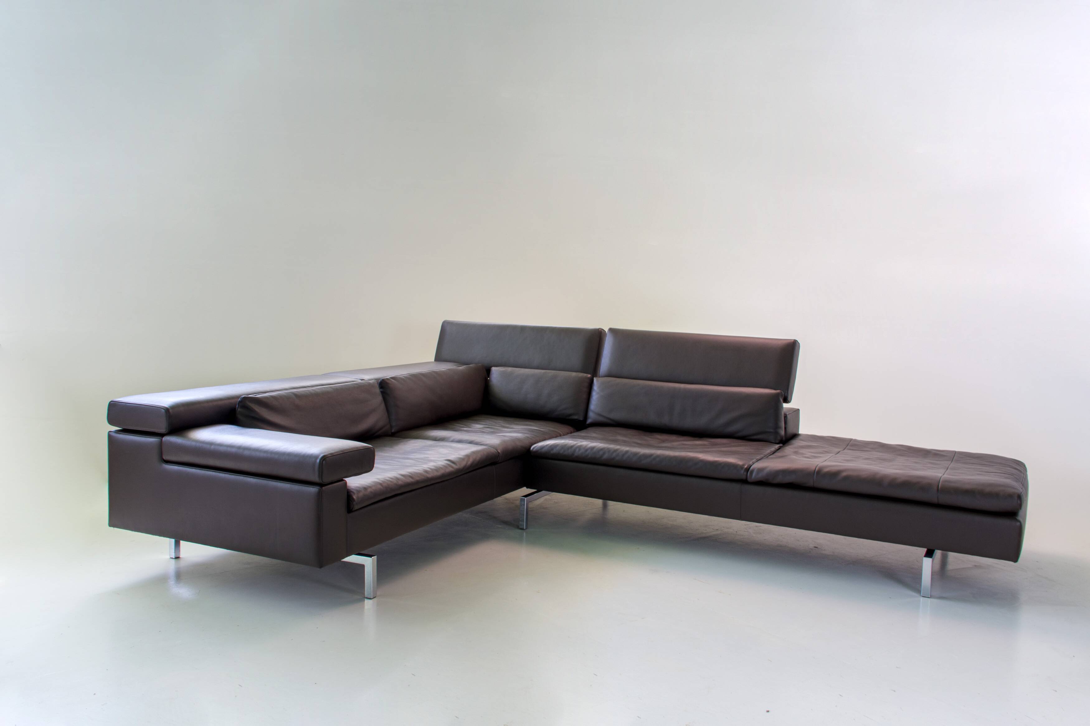 Jori Shiva leather corner sofa – Jean-Pierre Audebert