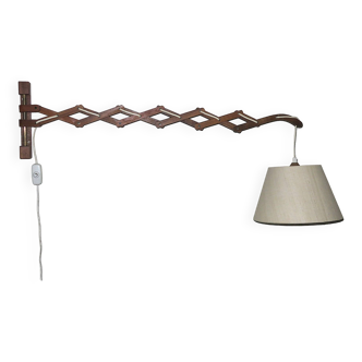 Erik Hansen for Le Klint teak scissor articulated wall light, 1960s