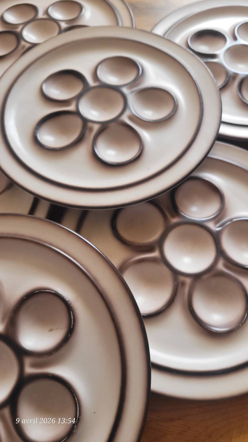 6 snail plates Thomas