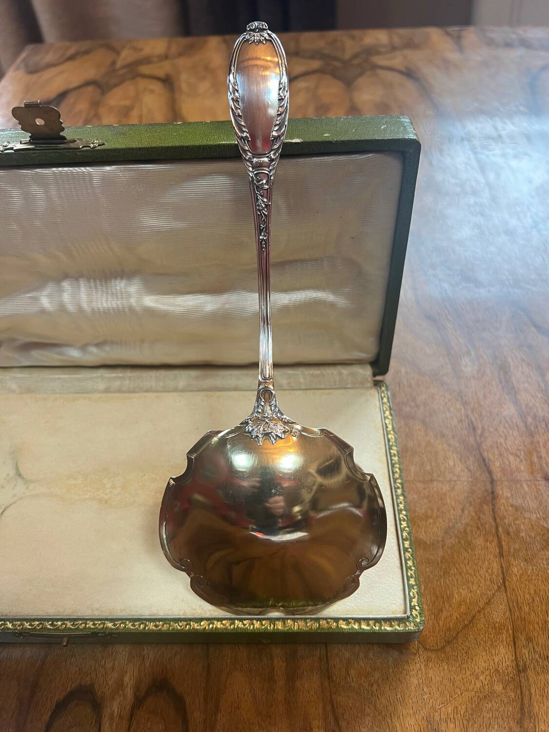 Silver strawberry shovel