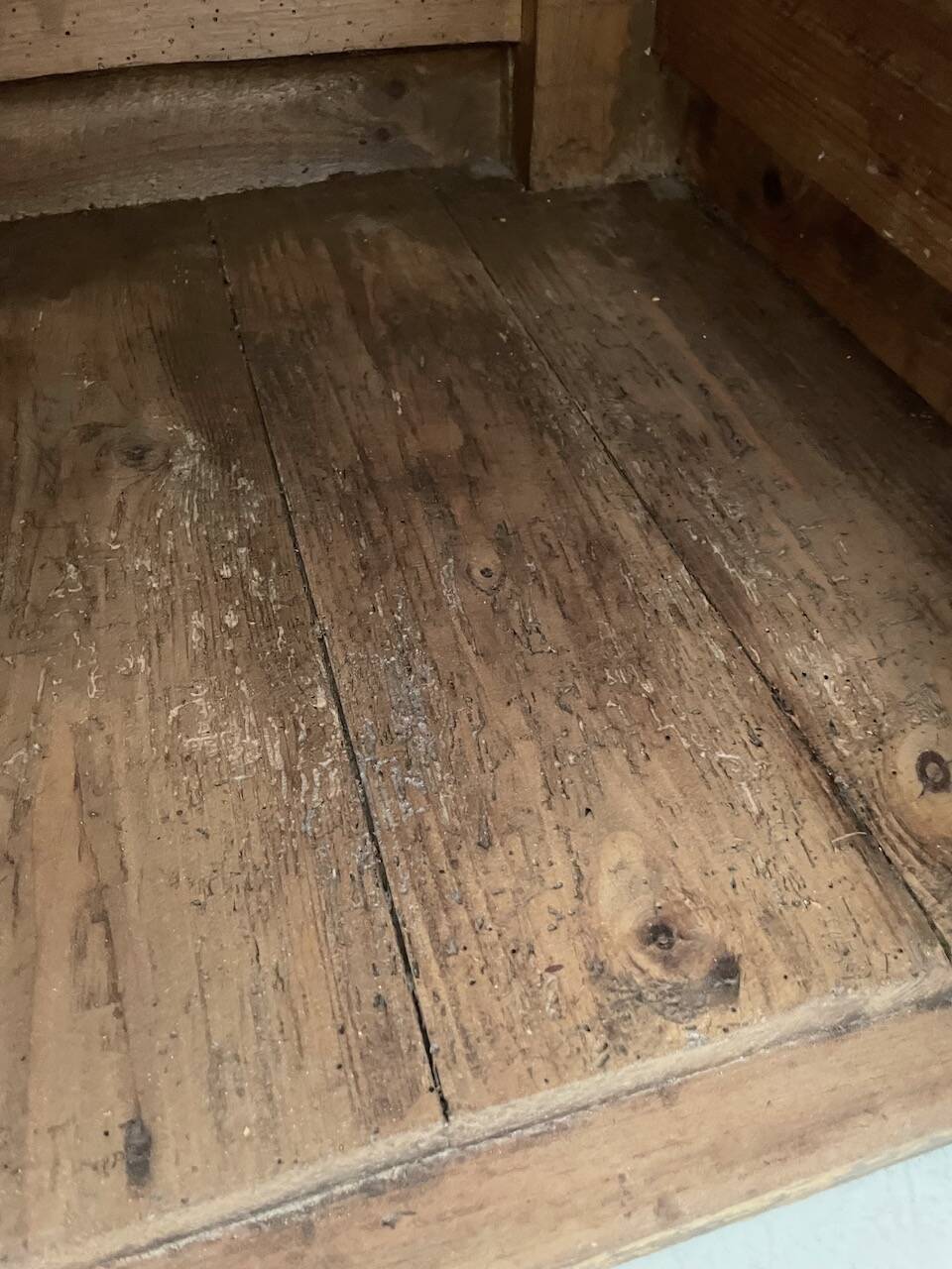 Yellow patina commercial counter from the 50s