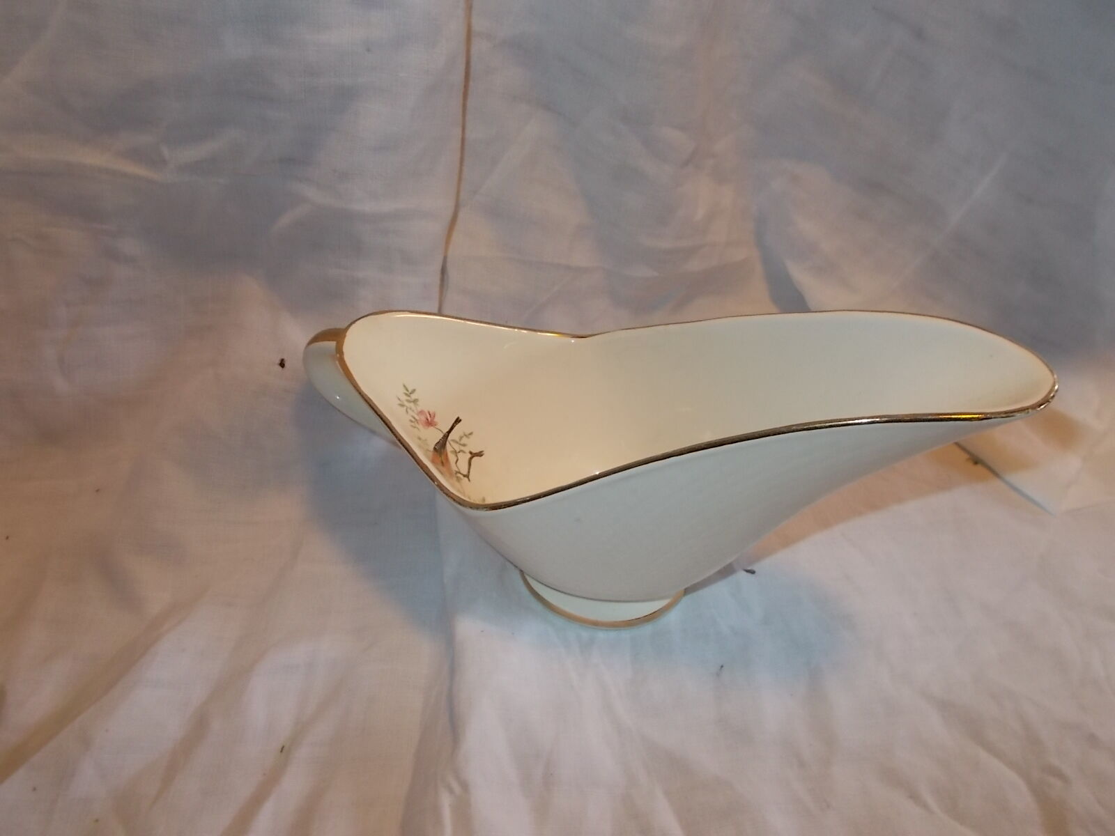 Salins sauce boat, lotus model.