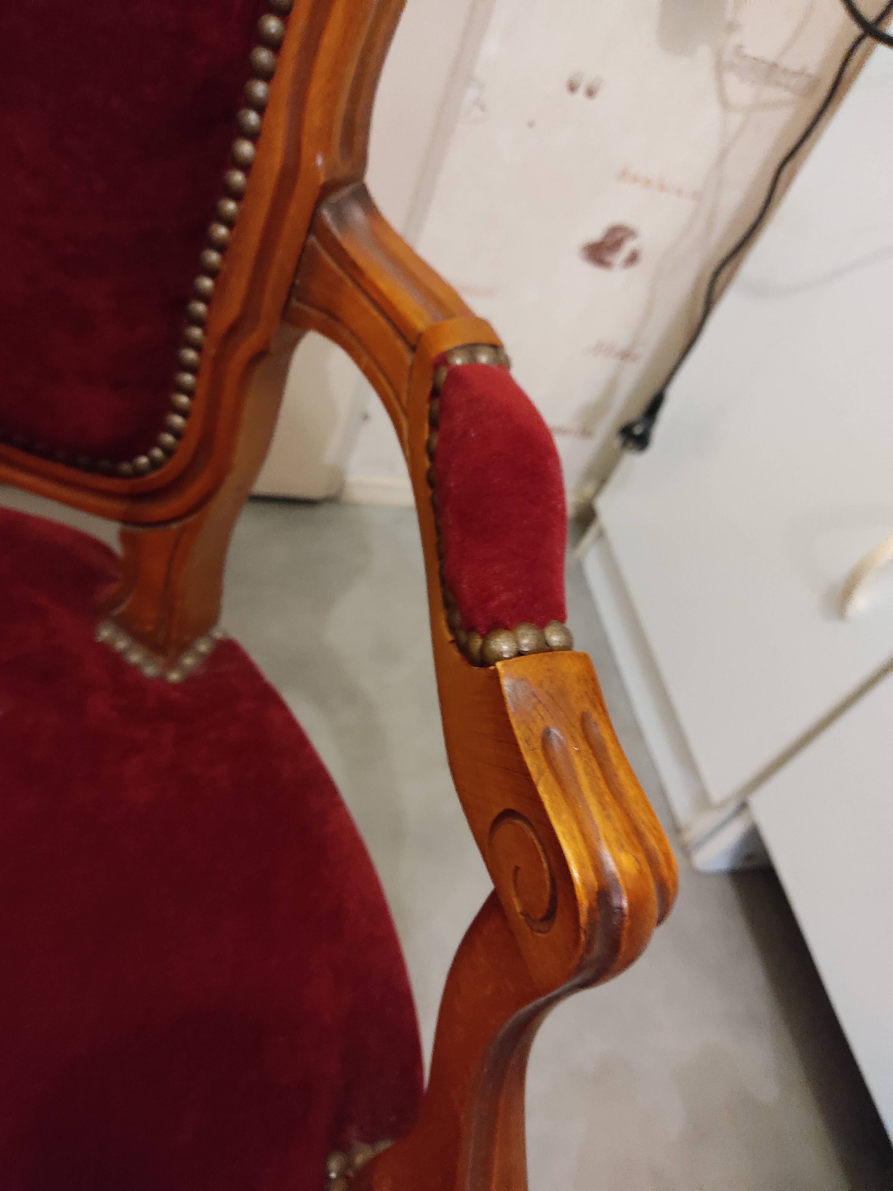 Ancien fauteuil style Louis Philippe bois velours