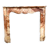 Louis XV style fireplace in marble "Fleur de pécher" Carrara XX century"