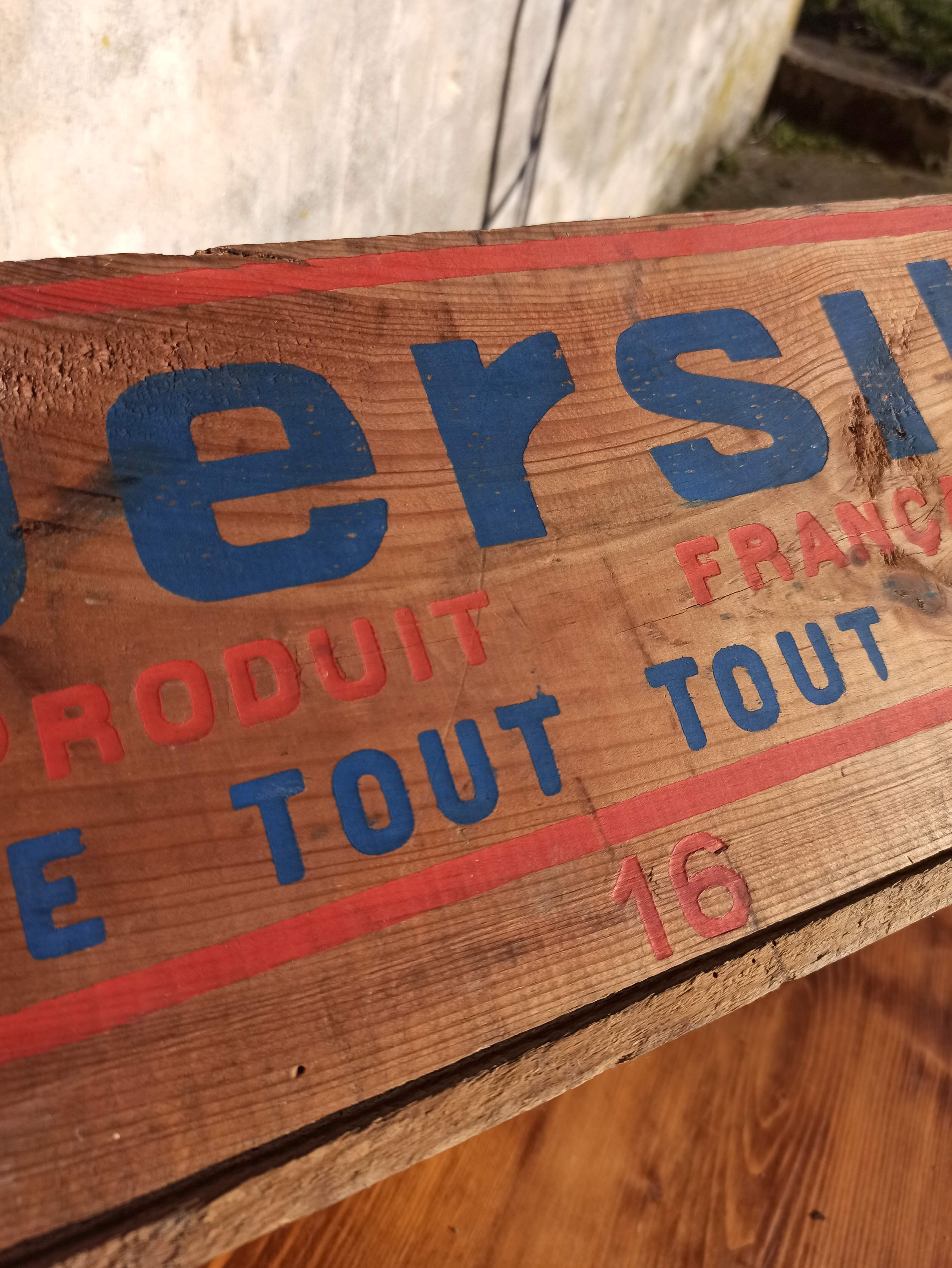 Wooden advertising parsley box