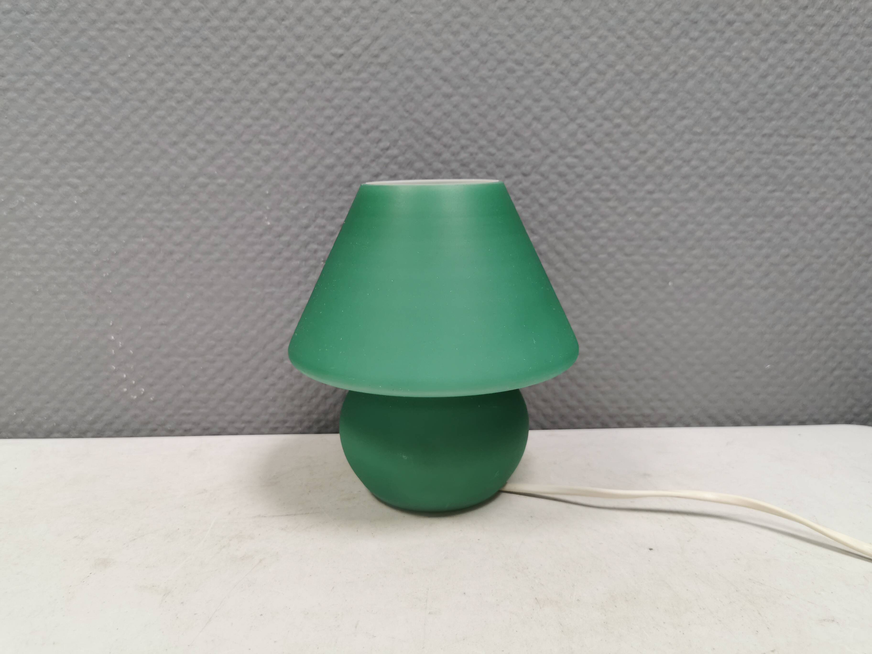 Retro green 'mushroom' table lamp, Danish from the 1980s-90s.