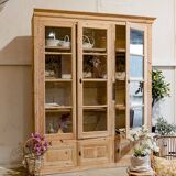 Vintage wooden workshop display case “Catherine”