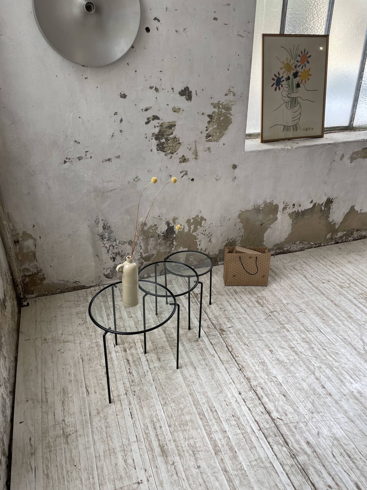 Tables basses gigogne métal et verre années 50