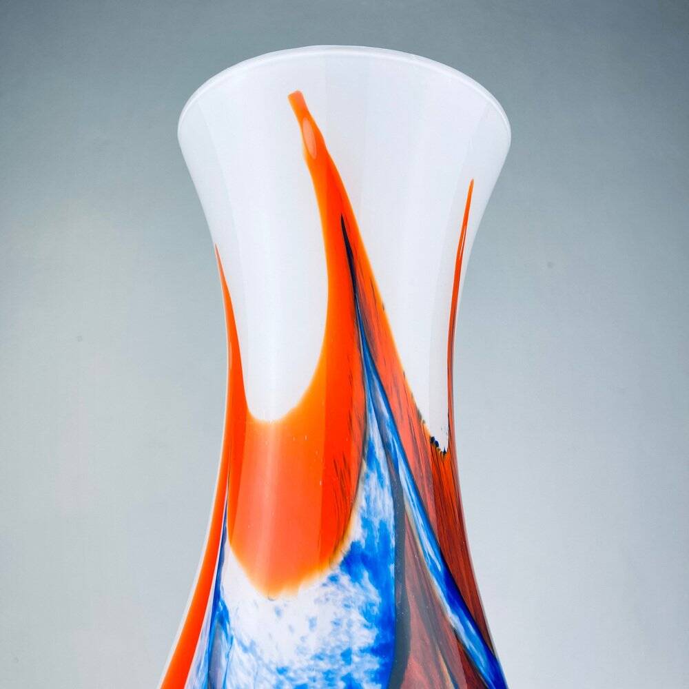 Hand-cut Murano glass vase by Carlo Moretti, Italy, 1970s.