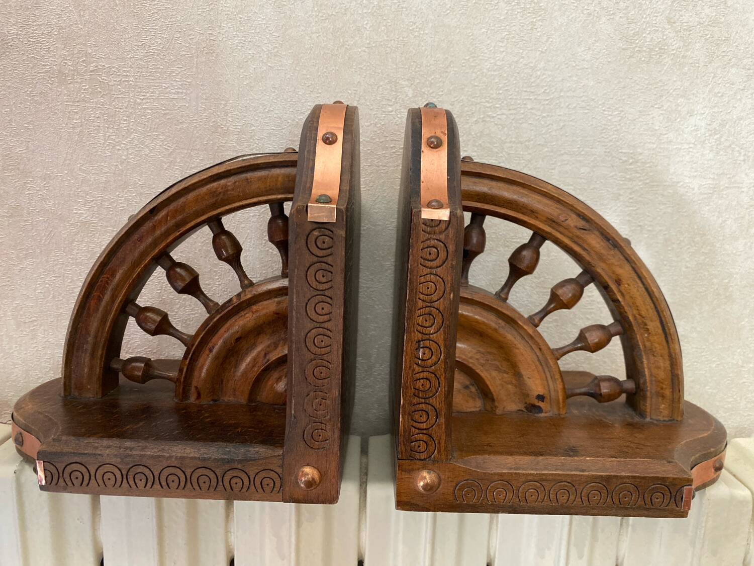 Vintage wooden bookend