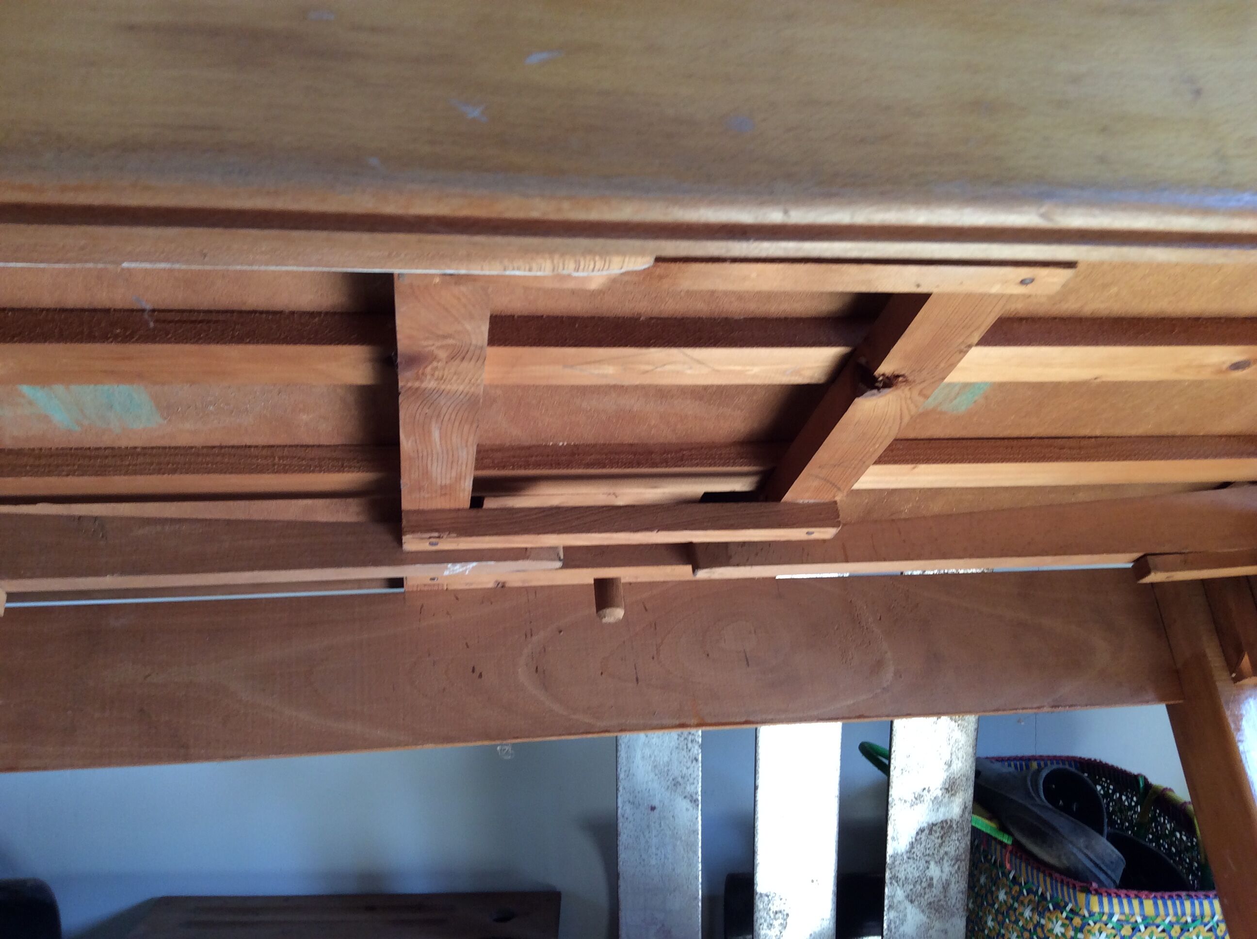 Kitchen table