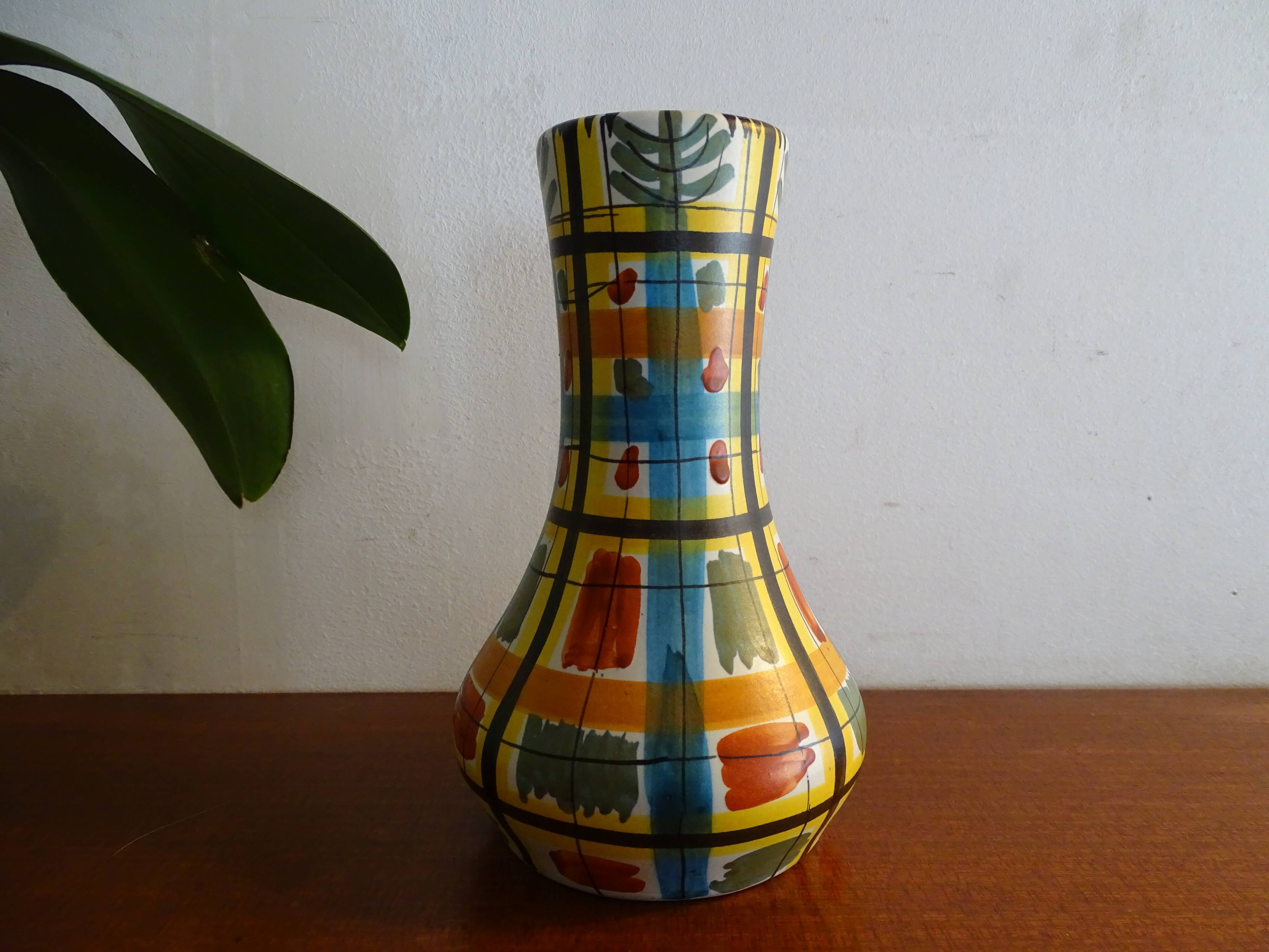 Vase Keraluc Quimper vintage 60's 70's with geometric decorations
