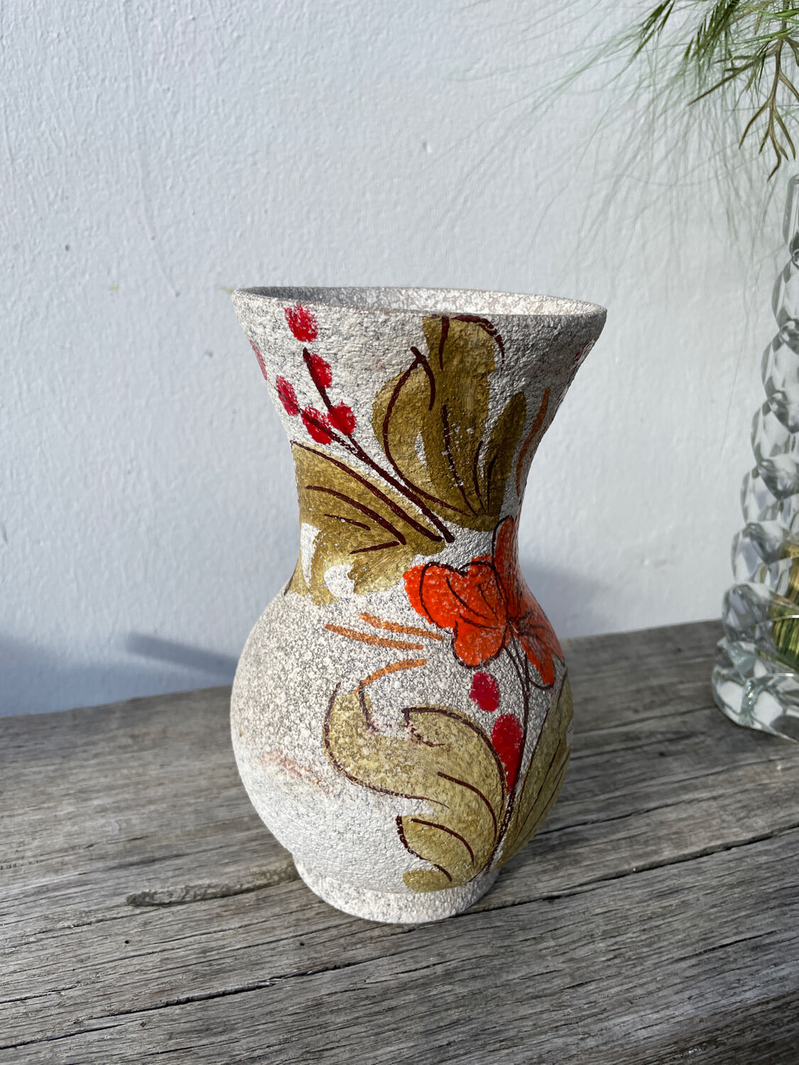 Italian ceramic vase from 1950 with floral decoration