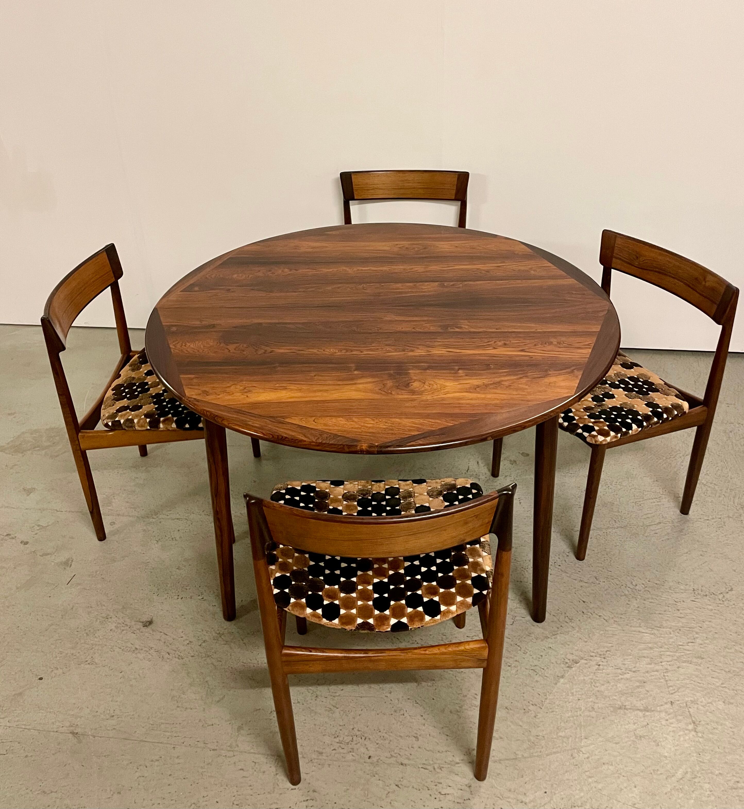 Danish round palisander dining table 1960s