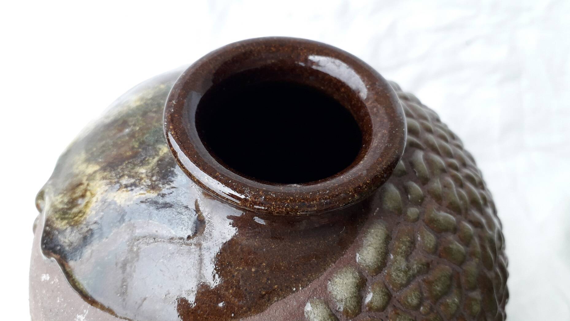 Vietnam ceramic vase