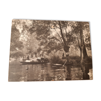 Photo 39cm x 29cm of Pierre Robreau series Marais Poitevin: the herd in a boat