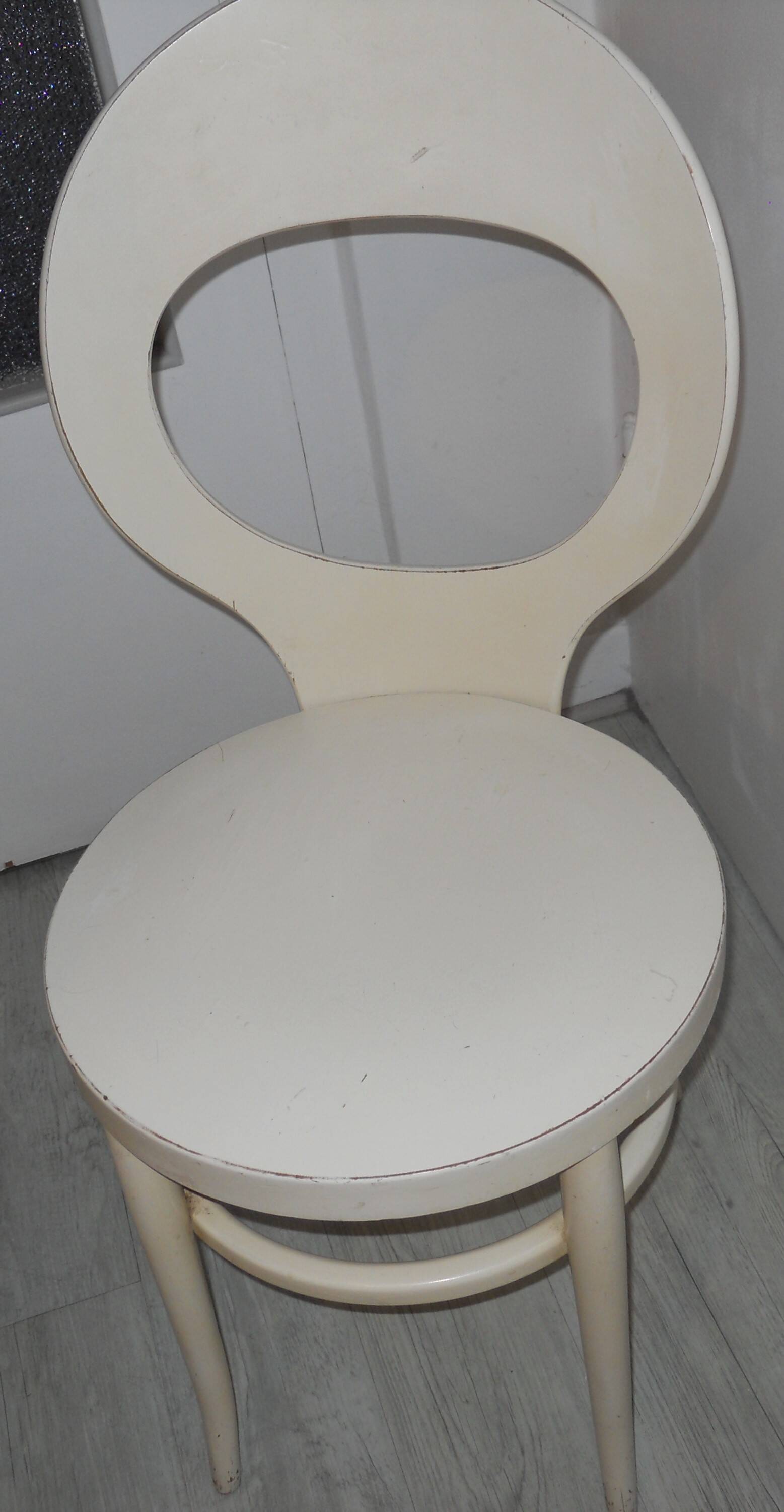 Baumann seagull chair