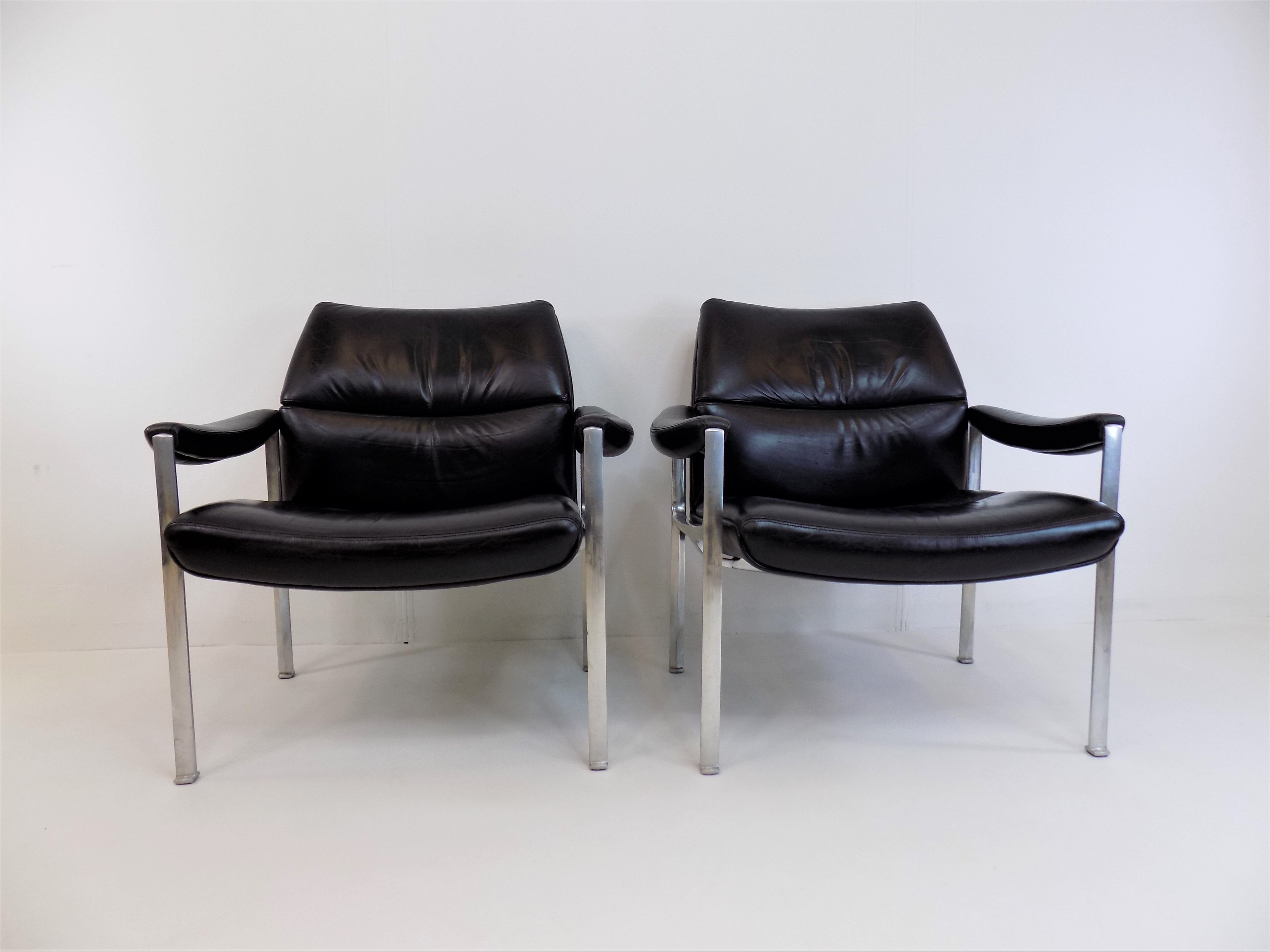 Lot de 2 fauteuils en cuir Röder Söhne by Miller Borgsen