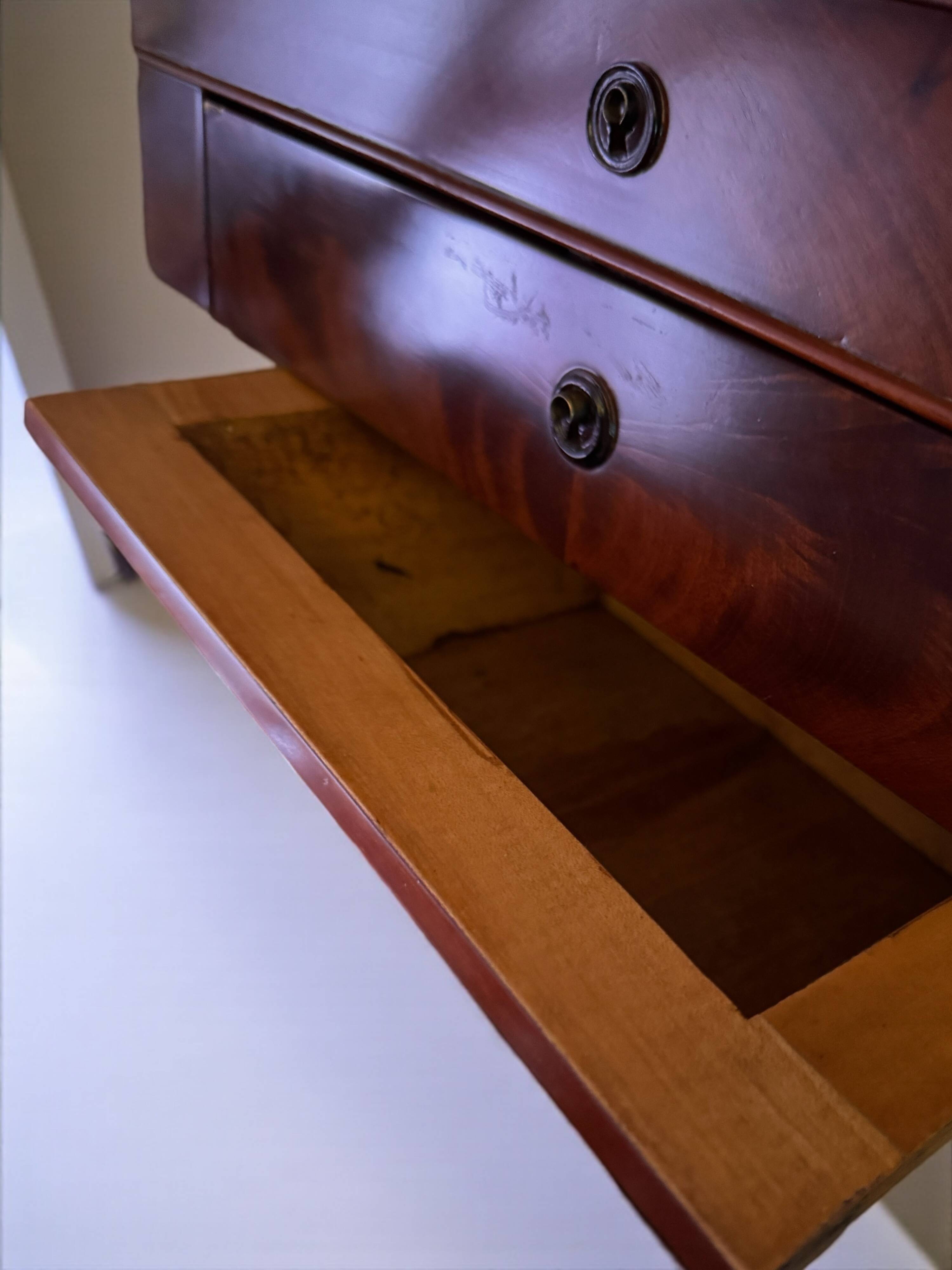 Louis-Philippe 19th century mahogany dressing table/work table with mirror and drawer