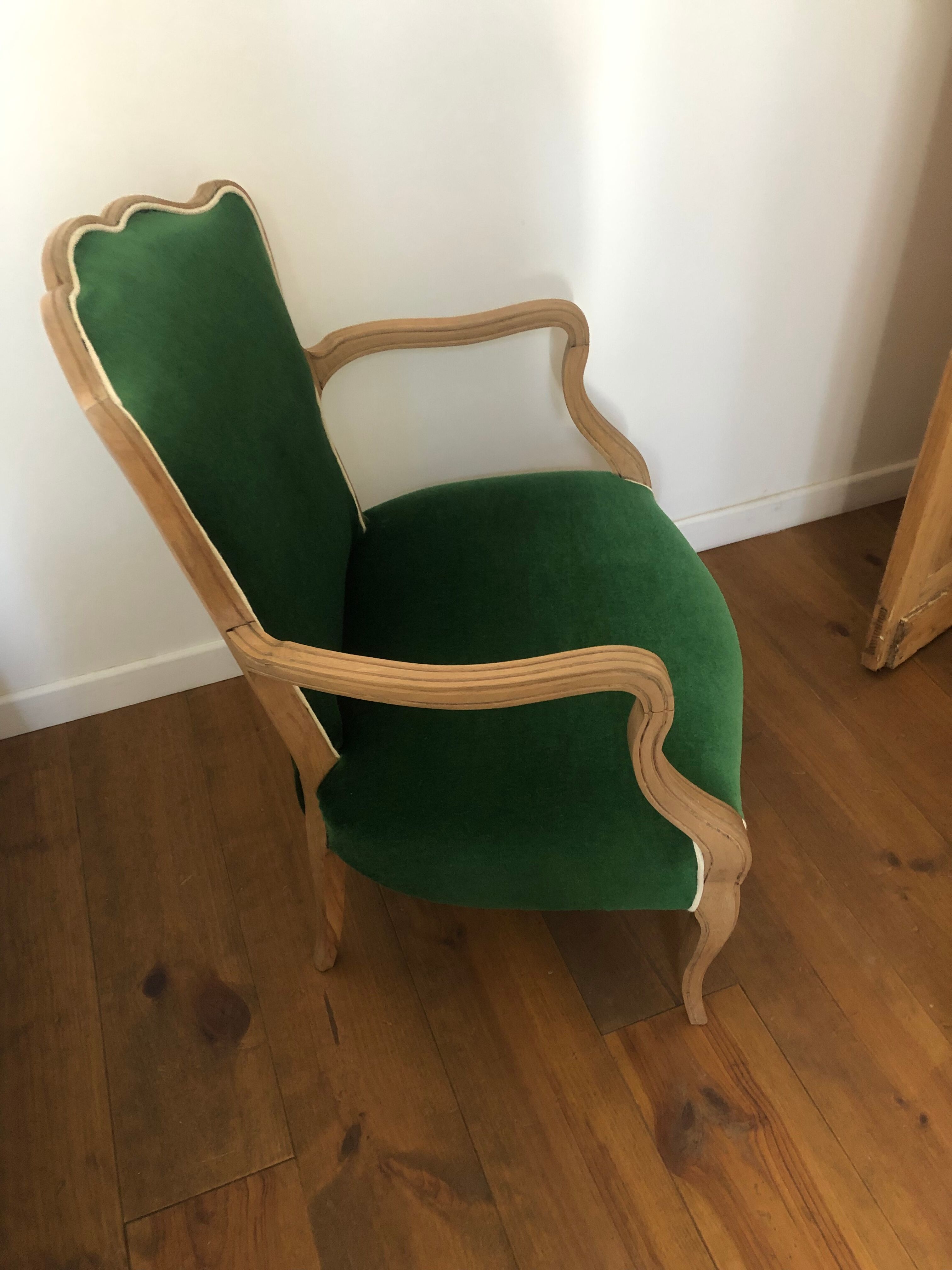 Louis XV style convertible armchair