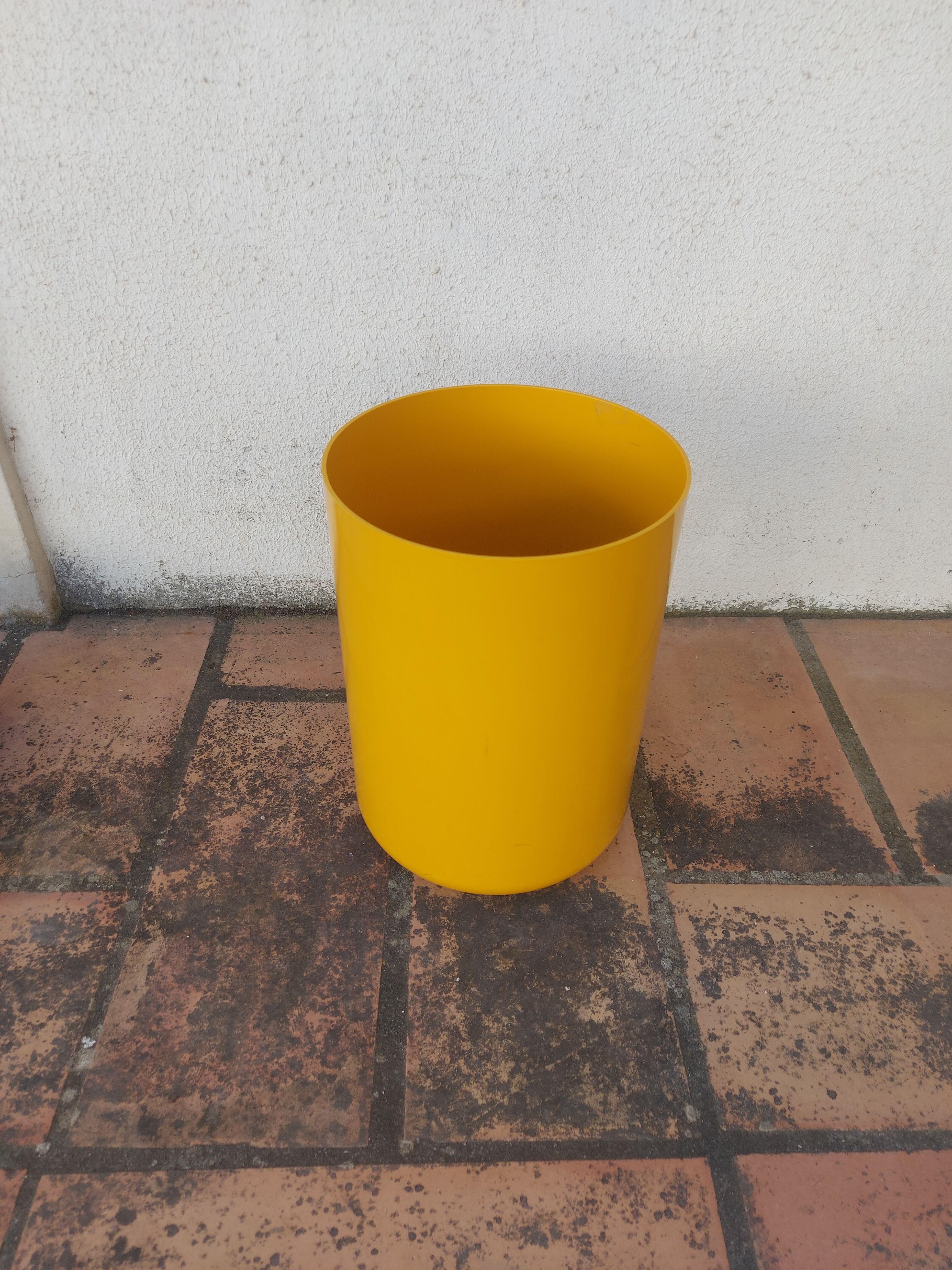 Trash to, vintage paper Manade