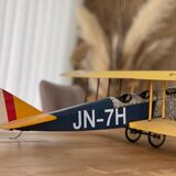 Airplane model