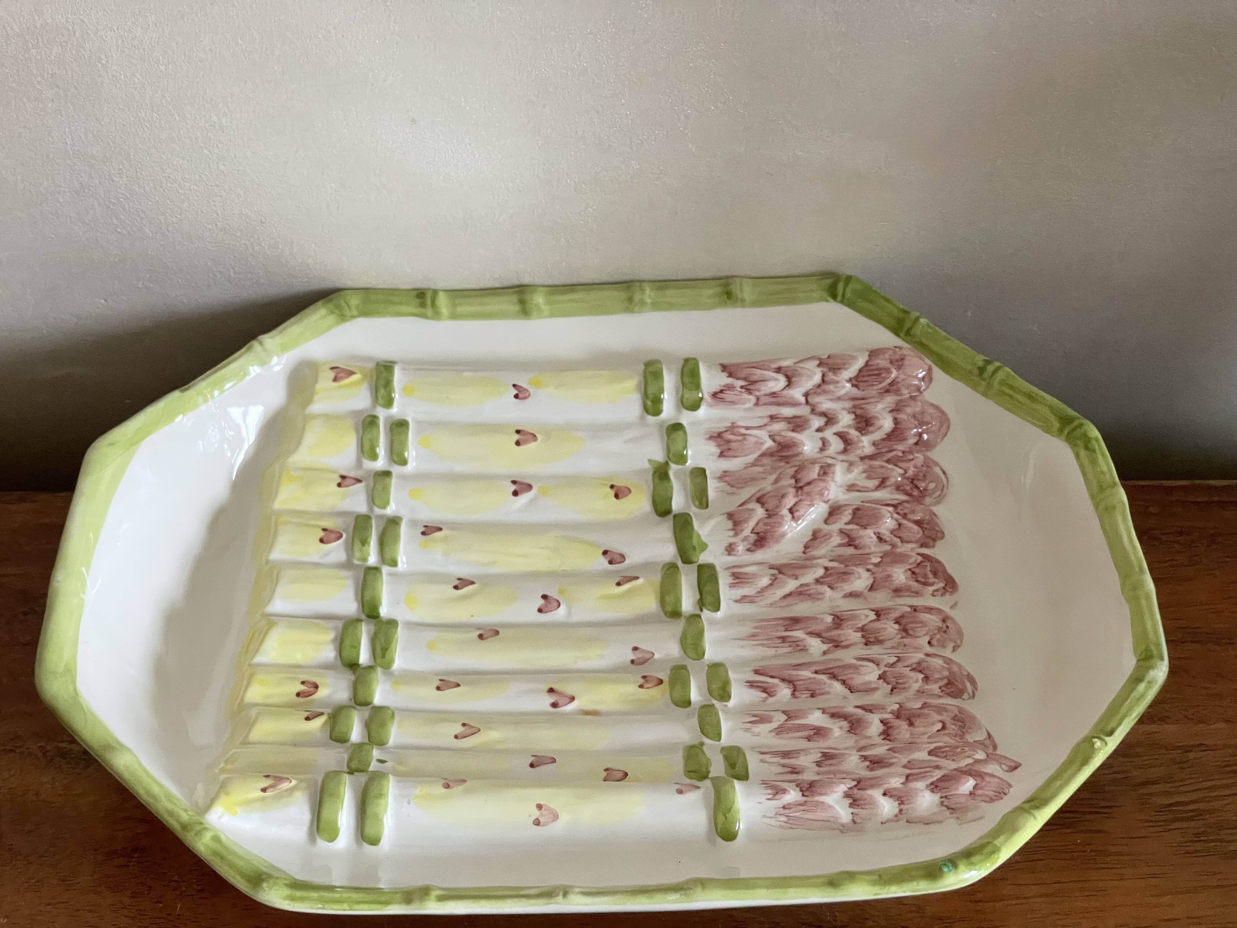 Asparagus barbotine dish