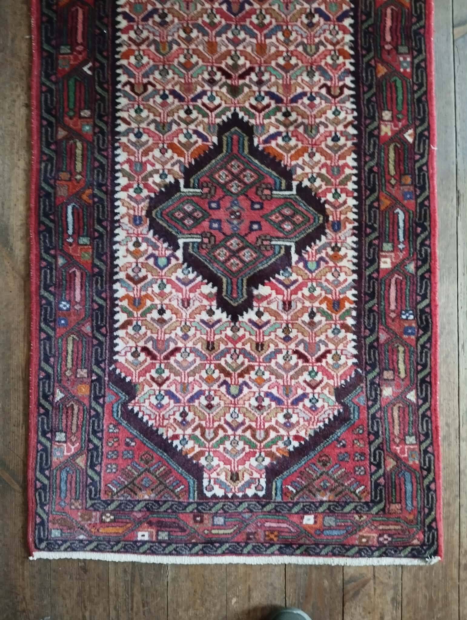 Tapis de coulioiur Persan Abadeh 277x81cm